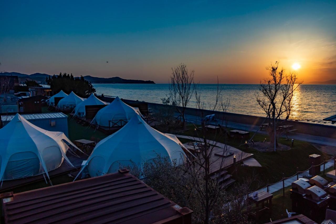 Picnic　Garden Hotel Avadzsi Kültér fotó